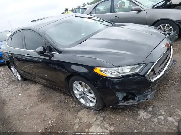 3FA6P0HD5LR178607 2020 FORD FUSION - Image 1