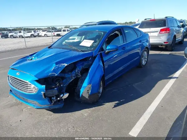 3FA6P0HD5LR184018 2020 FORD FUSION - Image 2