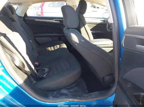 3FA6P0HD5LR184018 2020 FORD FUSION - Image 8