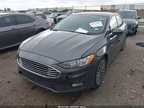 3FA6P0HD5LR198744 2020 FORD FUSION - Image 2