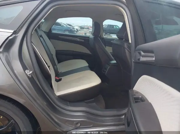 3FA6P0HD5LR198811 2020 FORD FUSION - Image 8