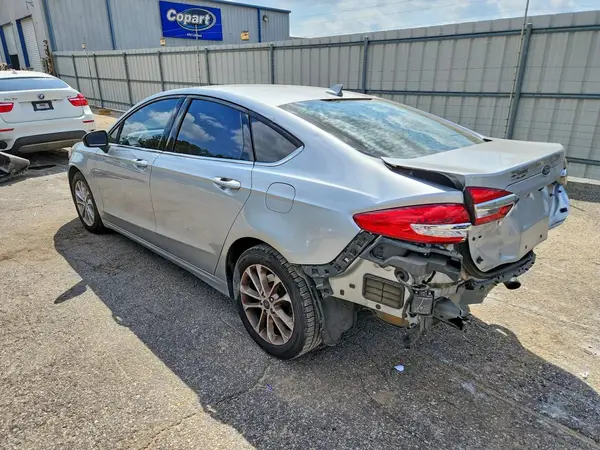 3FA6P0HD5LR213260 2020 FORD FUSION - Image 2