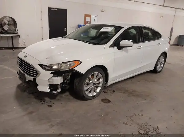 3FA6P0HD5LR218913 2020 FORD FUSION - Image 2