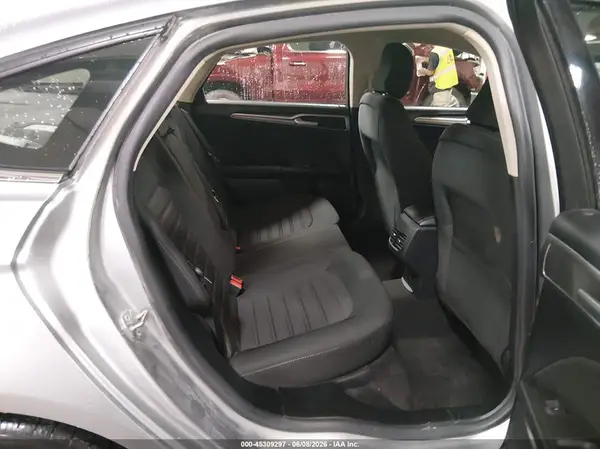 3FA6P0HD5LR220144 2020 FORD FUSION - Image 8
