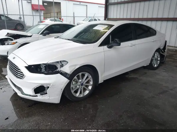 3FA6P0HD5LR226171 2020 FORD FUSION - Image 2