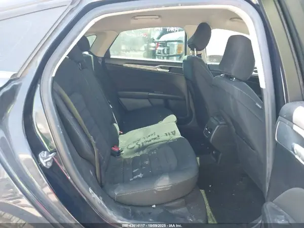 3FA6P0HD5LR233685 2020 FORD FUSION - Image 8