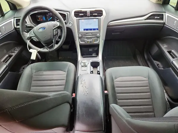 3FA6P0HD5LR240863 2020 FORD FUSION - Image 8
