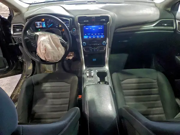 3FA6P0HD5LR246775 2020 FORD FUSION - Image 8