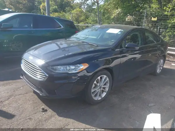 3FA6P0HD5LR250275 2020 FORD FUSION - Image 2
