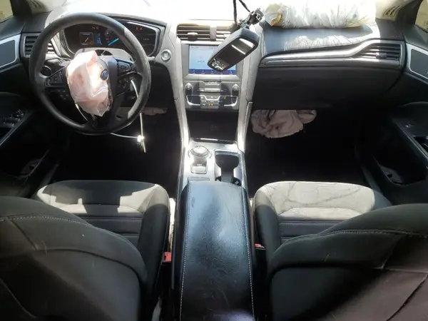 3FA6P0HD5LR251233 2020 FORD FUSION - Image 8