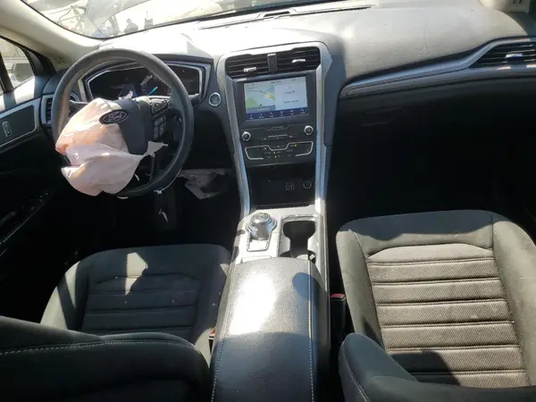 3FA6P0HD5LR251717 2020 FORD FUSION - Image 8