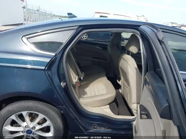 3FA6P0HD5LR253838 2020 FORD FUSION - Image 8