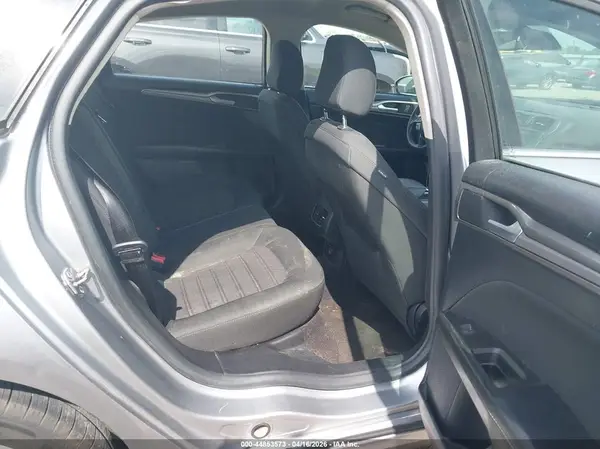 3FA6P0HD5LR255945 2020 FORD FUSION - Image 8
