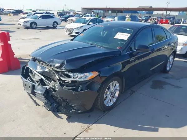 3FA6P0HD5LR258456 2020 FORD FUSION - Image 2