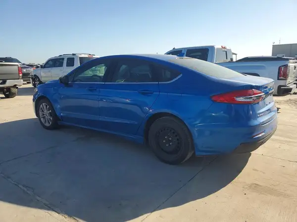 3FA6P0HD5LR261888 2020 FORD FUSION - Image 2