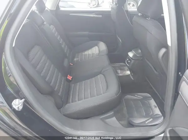 3FA6P0HD6GR208610 2016 FORD FUSION - Image 8