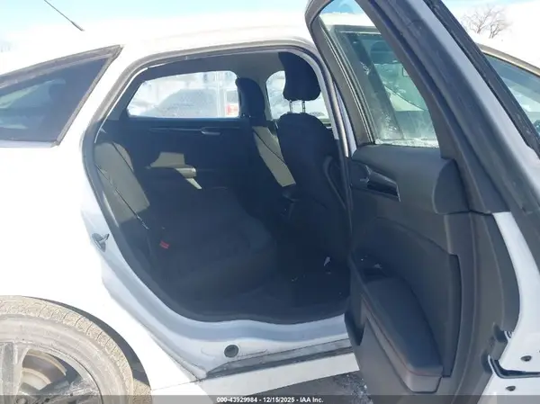 3FA6P0HD6GR232681 2016 FORD FUSION - Image 8