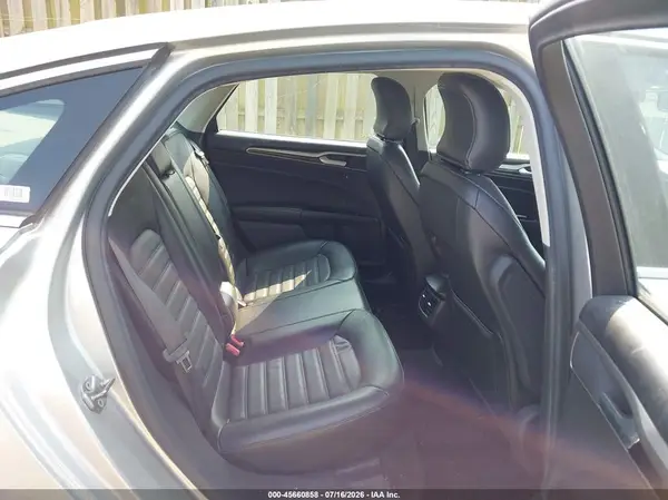 3FA6P0HD6GR233913 2016 FORD FUSION - Image 8
