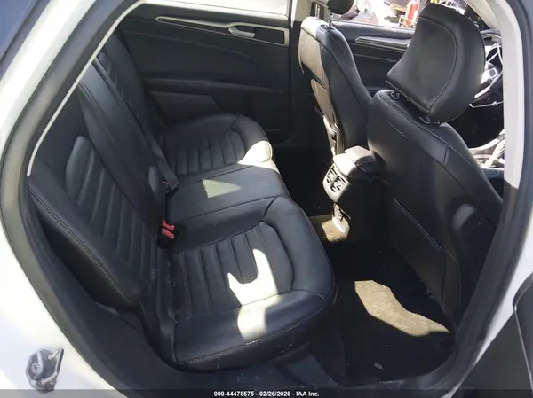 3FA6P0HD6GR273084 2016 FORD FUSION - Image 8