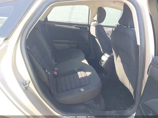 3FA6P0HD6HR109772 2017 FORD FUSION - Image 8