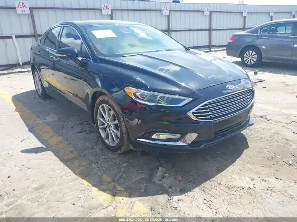 3FA6P0HD6HR142836 2017 FORD FUSION - Image 1
