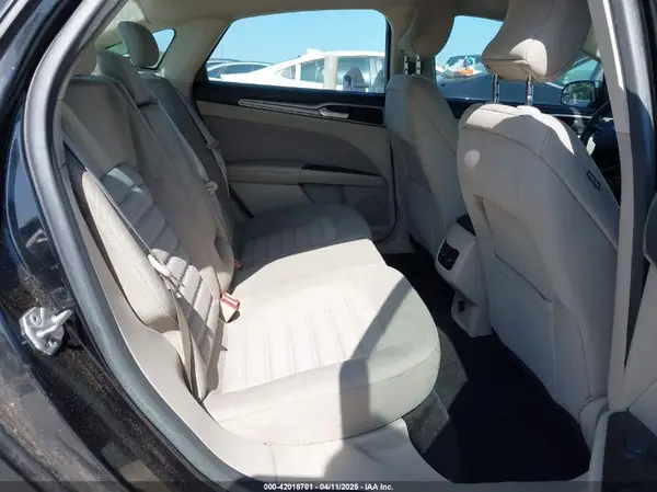 3FA6P0HD6HR163041 2017 FORD FUSION - Image 8