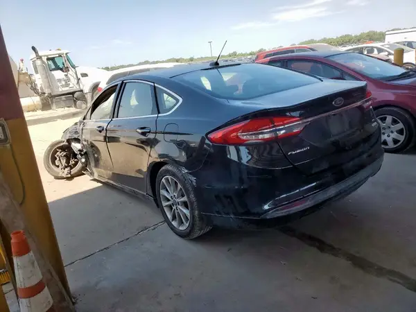 3FA6P0HD6HR185945 2017 FORD FUSION - Image 2