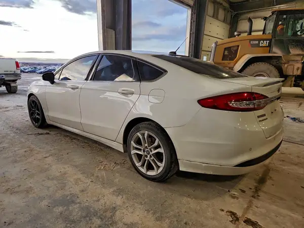 3FA6P0HD6HR186870 2017 FORD FUSION - Image 2