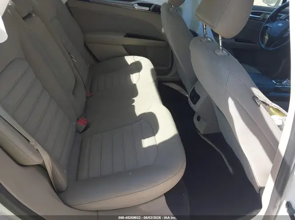 3FA6P0HD6HR229958 2017 FORD FUSION - Image 8