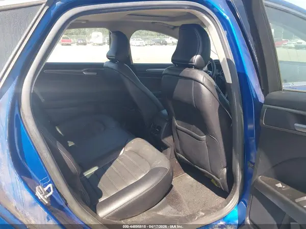 3FA6P0HD6HR241060 2017 FORD FUSION - Image 8