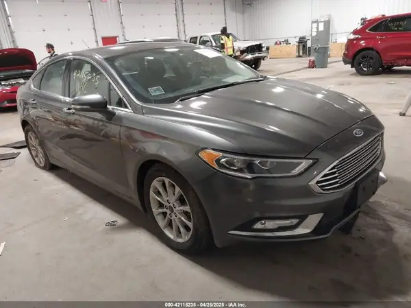 3FA6P0HD6HR252690 2017 FORD FUSION - Image 1