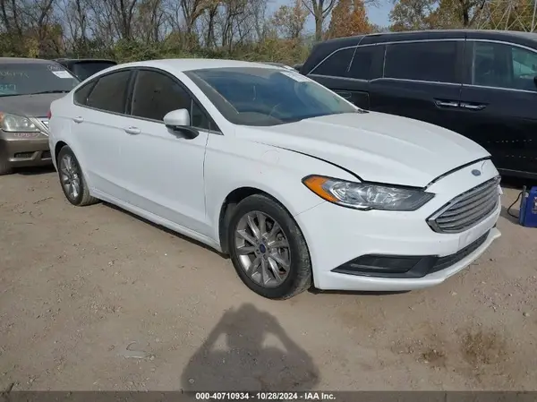 3FA6P0HD6HR290338 2017 FORD FUSION - Image 1