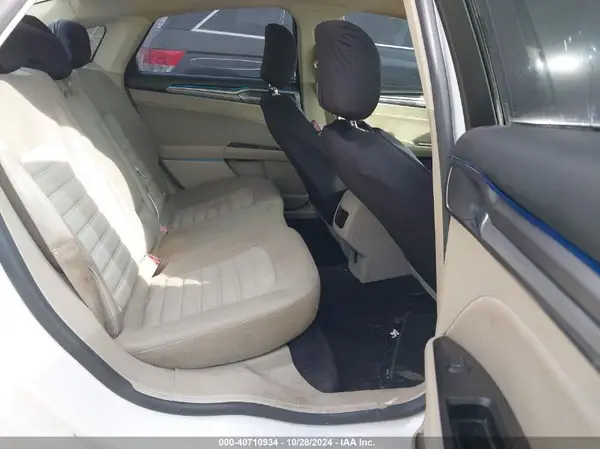 3FA6P0HD6HR290338 2017 FORD FUSION - Image 8