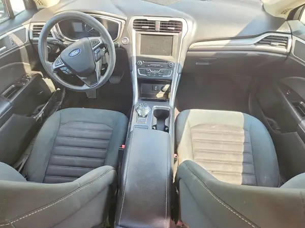 3FA6P0HD6HR305520 2017 FORD FUSION - Image 8