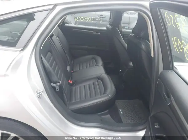 3FA6P0HD6HR308031 2017 FORD FUSION - Image 8