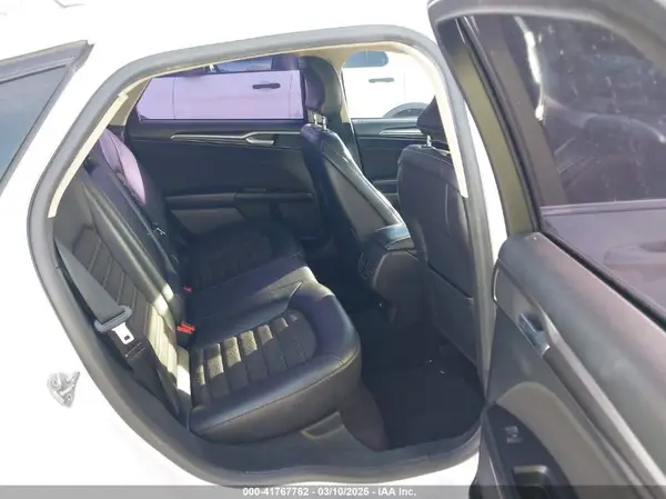 3FA6P0HD6HR312807 2017 FORD FUSION - Image 8
