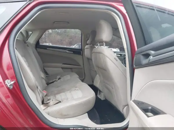 3FA6P0HD6HR320485 2017 FORD FUSION - Image 8
