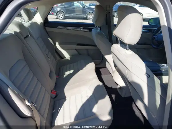 3FA6P0HD6HR326013 2017 FORD FUSION - Image 8