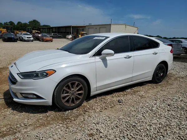 3FA6P0HD6HR328005 2017 FORD FUSION - Image 1