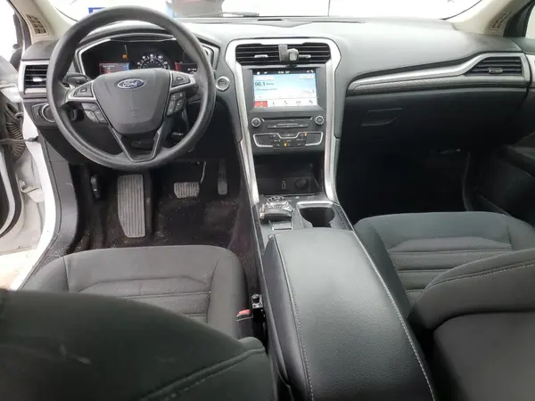 3FA6P0HD6HR335200 2017 FORD FUSION - Image 8