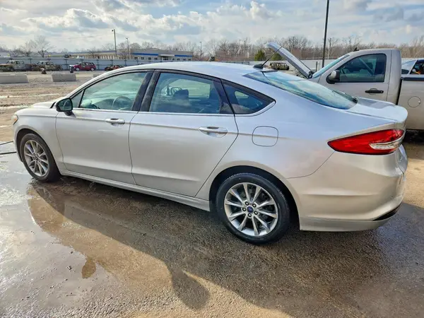 3FA6P0HD6HR340977 2017 FORD FUSION - Image 2