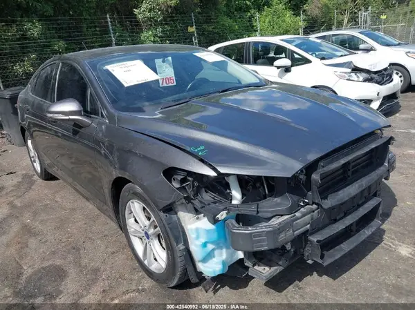 3FA6P0HD6JR126562 2018 FORD FUSION - Image 1
