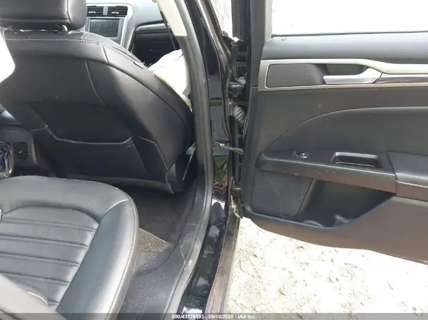 3FA6P0HD6JR127212 2018 FORD FUSION - Image 8