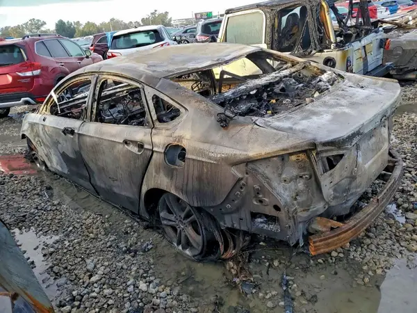 3FA6P0HD6JR128716 2018 FORD FUSION - Image 2
