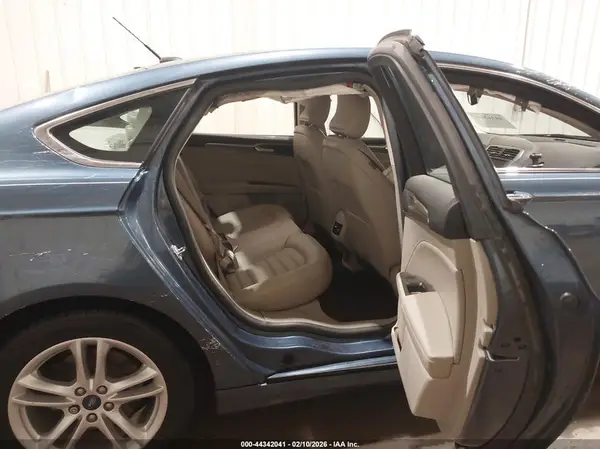 3FA6P0HD6JR160775 2018 FORD FUSION - Image 8