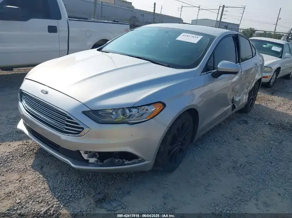 3FA6P0HD6JR183702 2018 FORD FUSION - Image 2