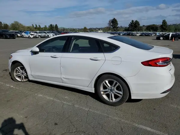 3FA6P0HD6JR193792 2018 FORD FUSION - Image 2