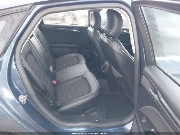 3FA6P0HD6JR210669 2018 FORD FUSION - Image 8