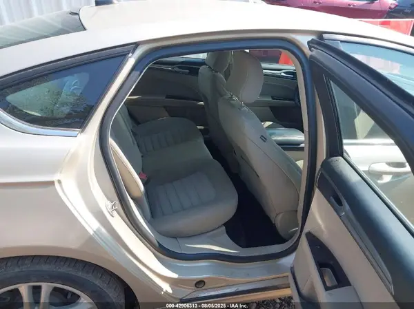 3FA6P0HD6JR213667 2018 FORD FUSION - Image 8