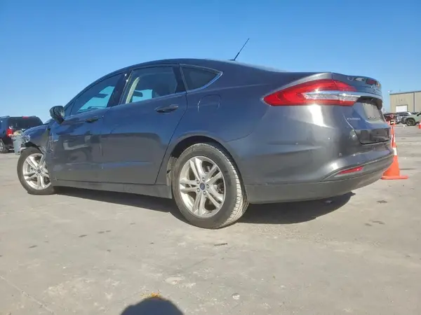 3FA6P0HD6JR218061 2018 FORD FUSION - Image 2